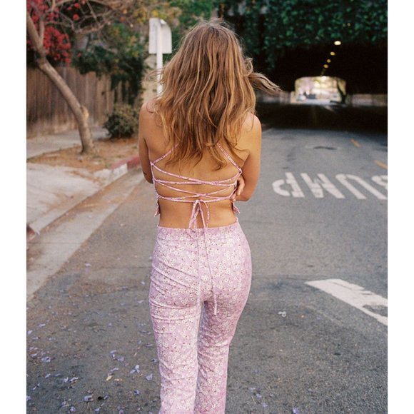 NEW! Blogger Fave Zara High Waisted Lilac Floral Flare Cropped Pants- Size M - Picture 3 of 11